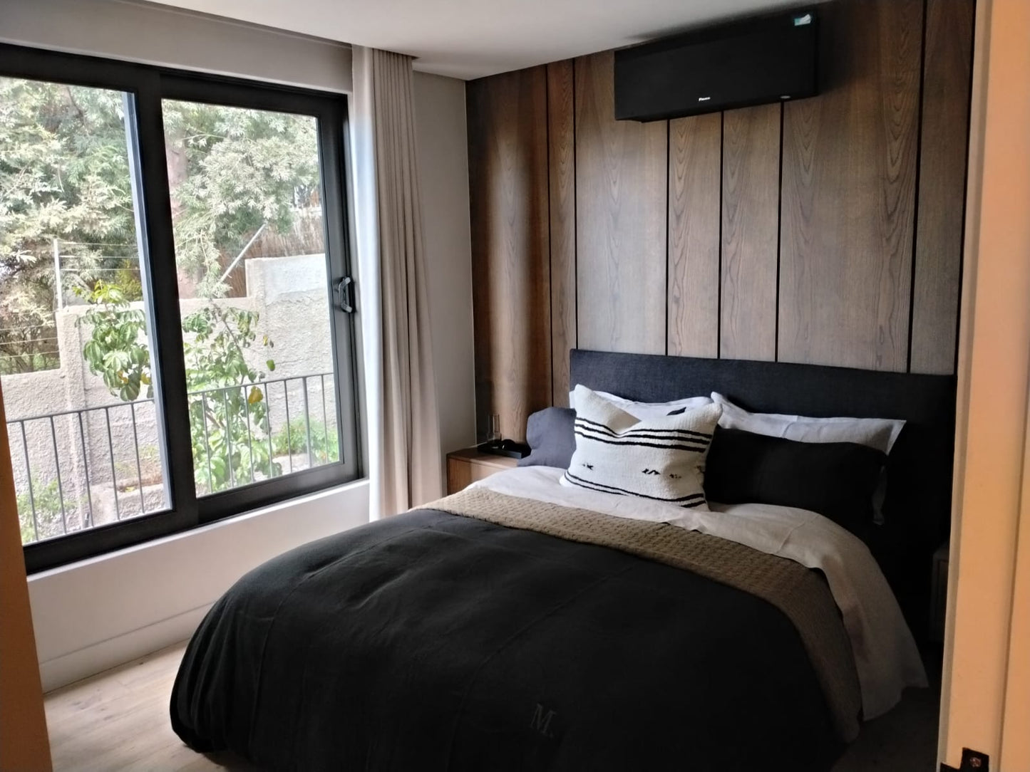 Luxury 4-Unit Residential Development – 39 Upper Albert